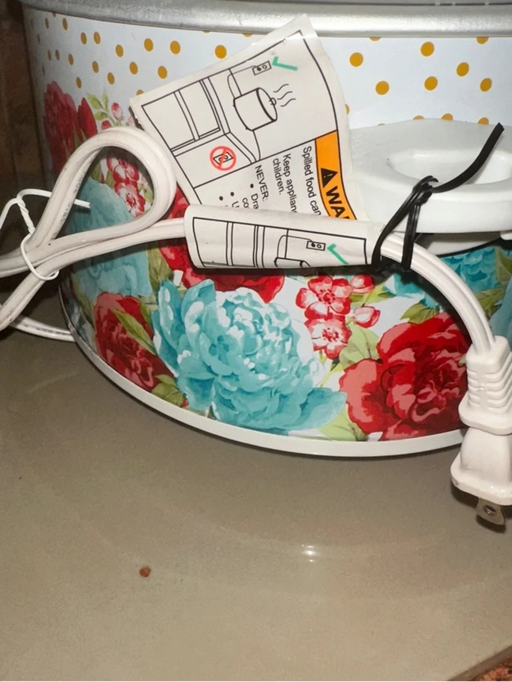 The Pioneer Woman White Slow Cooker with Red & Teal Floral Design !!No box  5 Qt